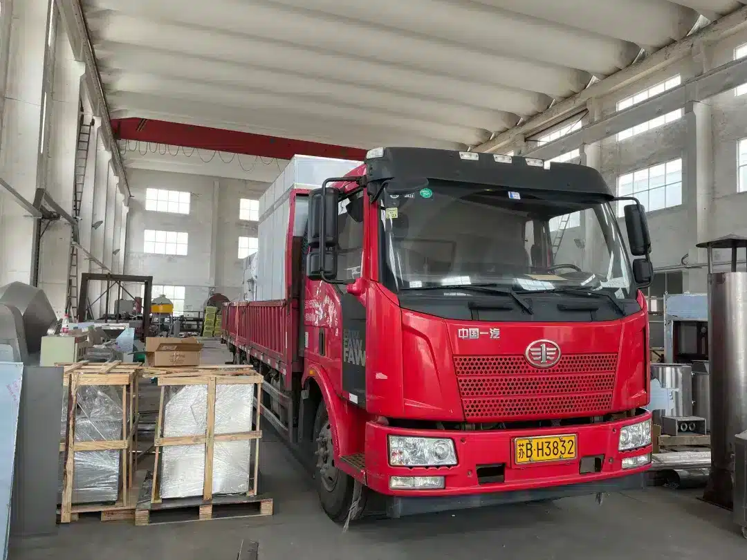 迅驰干燥公司将喷雾干燥机和热风循环烘箱交付给客户用于硼材料生产
